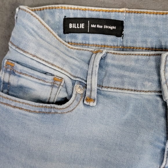 True Religion Women's Billie Mid Rise Straight Leg Jean, Light Wash, Size 24 - Picture 8 of 13